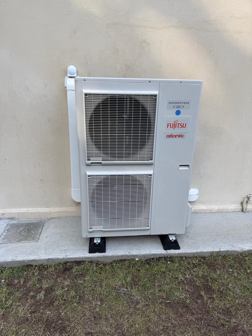 Groupe exterieur pompe a chaleur Atlantic Fujitsu a Bassoues (32)