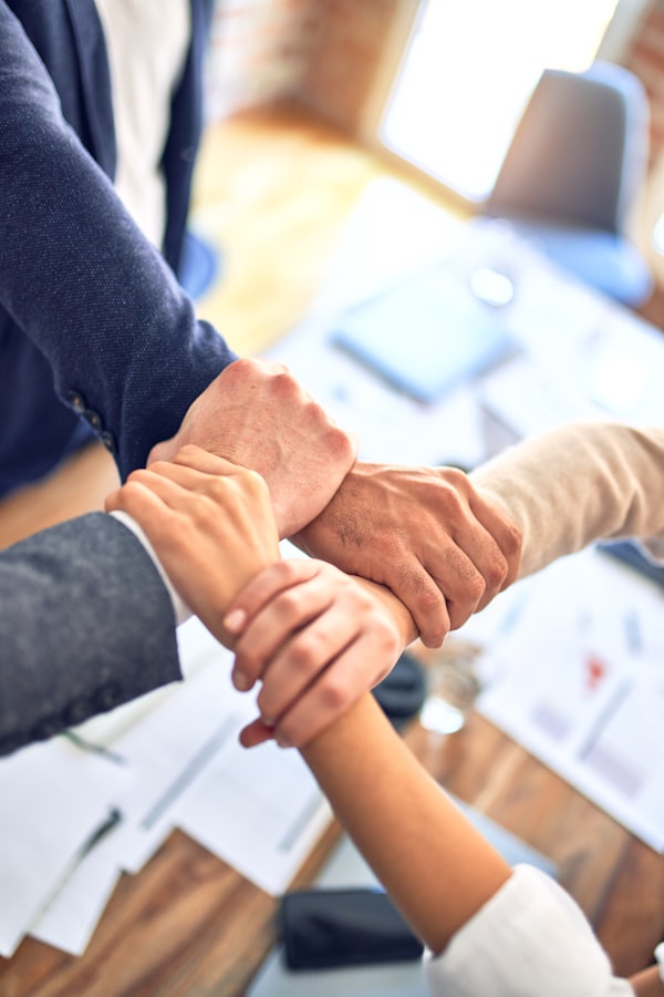 Démarches administratives et aides financières gérées par Bringer & Business